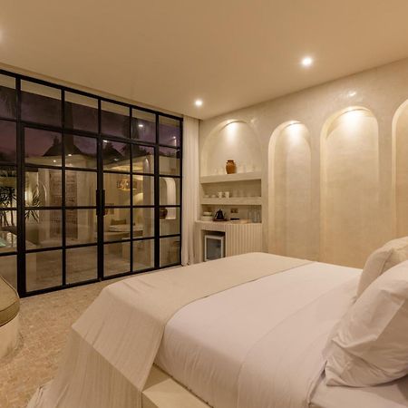 Luxe & Unique Honeymoon Bocami Suites- 2 By Azure كيروبوكان المظهر الخارجي الصورة
